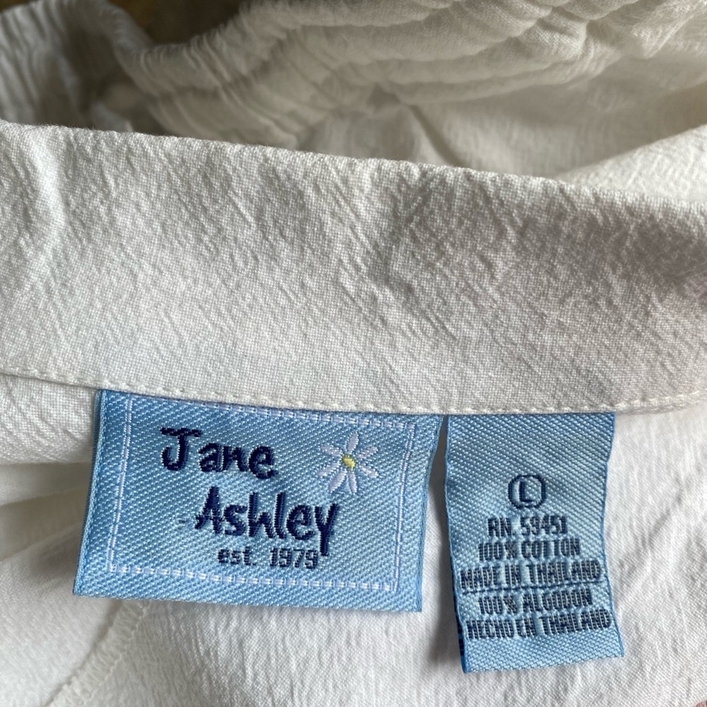 NWOT - Jane Ashley Sequined & Embroidered Crop Pant Set - Size Lg - White - Picture 12 of 13